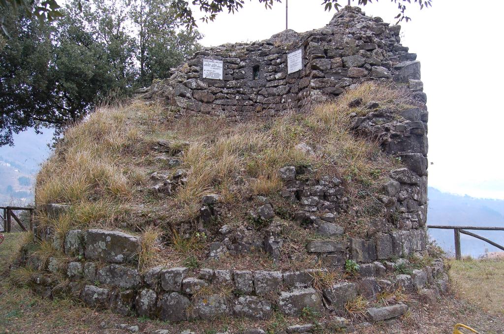 Piccoli borghi della Garfagnana (1).